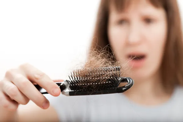 Chauve Problème Femmes Main Tenant Perte Cheveux Peigne — Photo