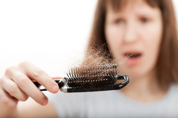 Γυναίκες Balding Πρόβλημα Χέρι Εκμετάλλευση Χτένα Μαλλιών Απώλεια Φωτογραφία Αρχείου
