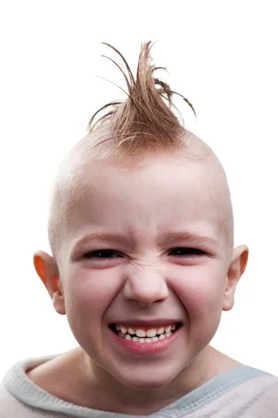 Μαλλιά πανκ χαμόγελο του παιδιού — Φωτογραφία Αρχείου