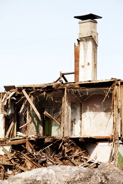 Disaster ruined house — Stock Photo, Image