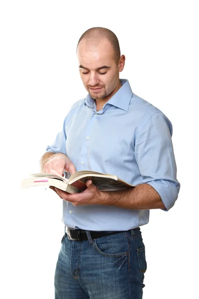 Muž čtoucí knihu — Stock fotografie