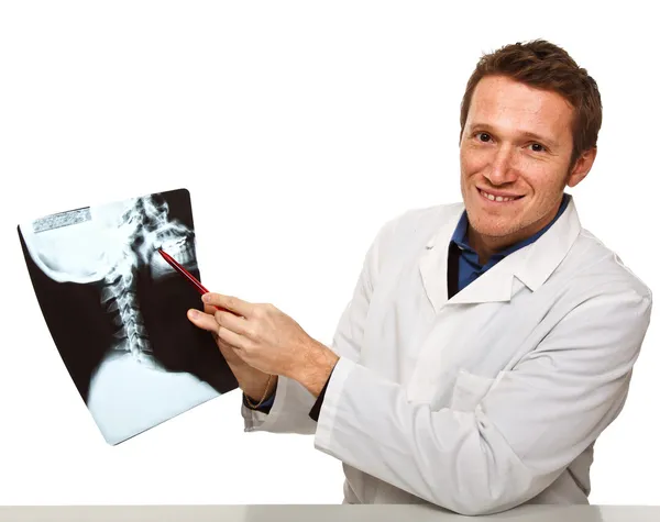 Medico con radiografia — Foto Stock