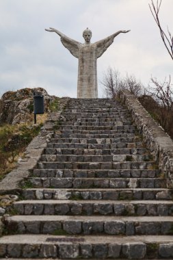 maratea büyük beton İsa heykelinin resmi