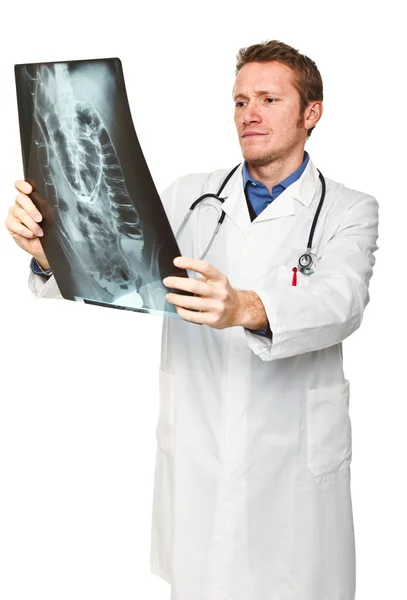 Ritratto Giovane Medico Caucasico Con Radiografia Isolata Sfondo Bianco — Foto Stock