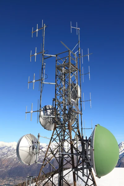 Antena en la montaña — Foto de Stock