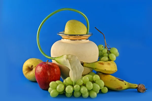Pommes und Trauben — Stockfoto