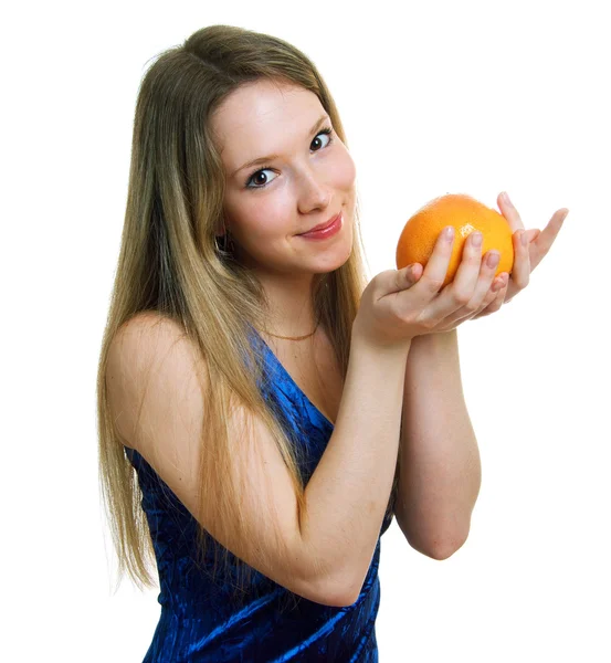 Ragazza con pompelmo arancione — Foto Stock