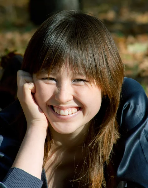 Krásná Asiatka s úsměvem — Stock fotografie
