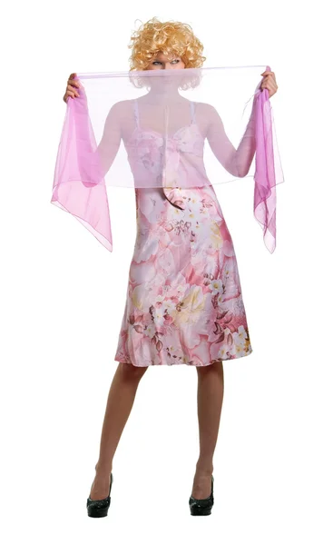 Ragazza bionda in un abito rosa — Foto Stock