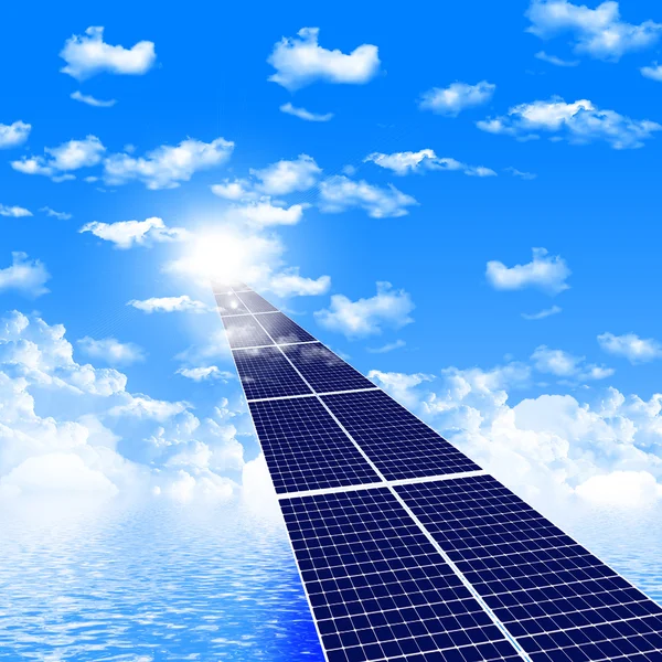 Cesta od solárních panelů — Stock fotografie