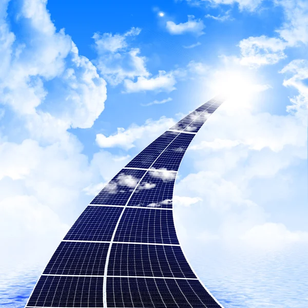 Cesta od solárních panelů — Stock fotografie