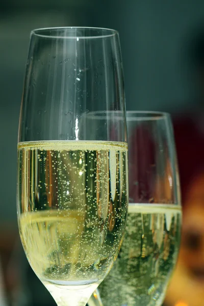 Champagner und Blasen — Stockfoto