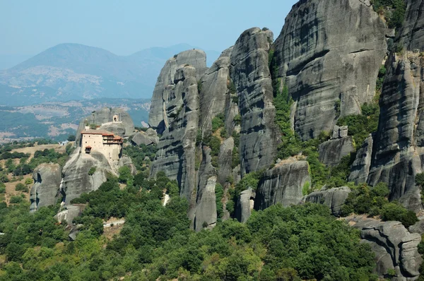米特奥拉 anapafsas 岩 agios，希腊。米特奥拉 — 图库照片
