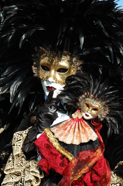 Máscara en la Plaza de San Marcos, carnaval de Venecia 2011 — Foto de Stock