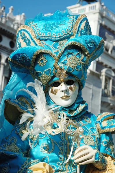 Máscara en la Plaza de San Marcos, carnaval de Venecia 2011 — Foto de Stock