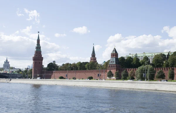 O cais do Kremlin — Fotografia de Stock