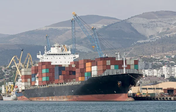 Containerfartyg Royaltyfria Stockfoton