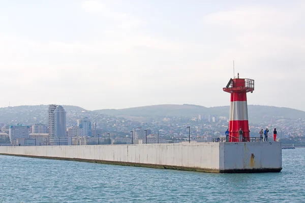 Przy Wejściu Portu Latarni Wybrzeżu Morza Czarnego Novorossiysk Federacja Rosyjska — Zdjęcie stockowe