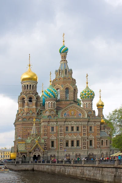 上淫乱丰坦卡运河河 圣彼得堡 俄罗斯救世主大教堂 — 图库照片