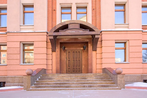 Binanın girişi — Stok fotoğraf