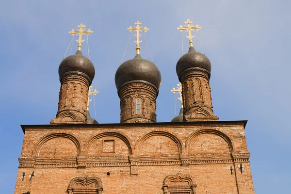 Domes and crosses of orthodox church — Stock Photo, Image