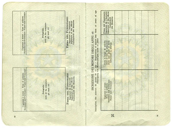 Antigo passaporte italiano — Fotografia de Stock