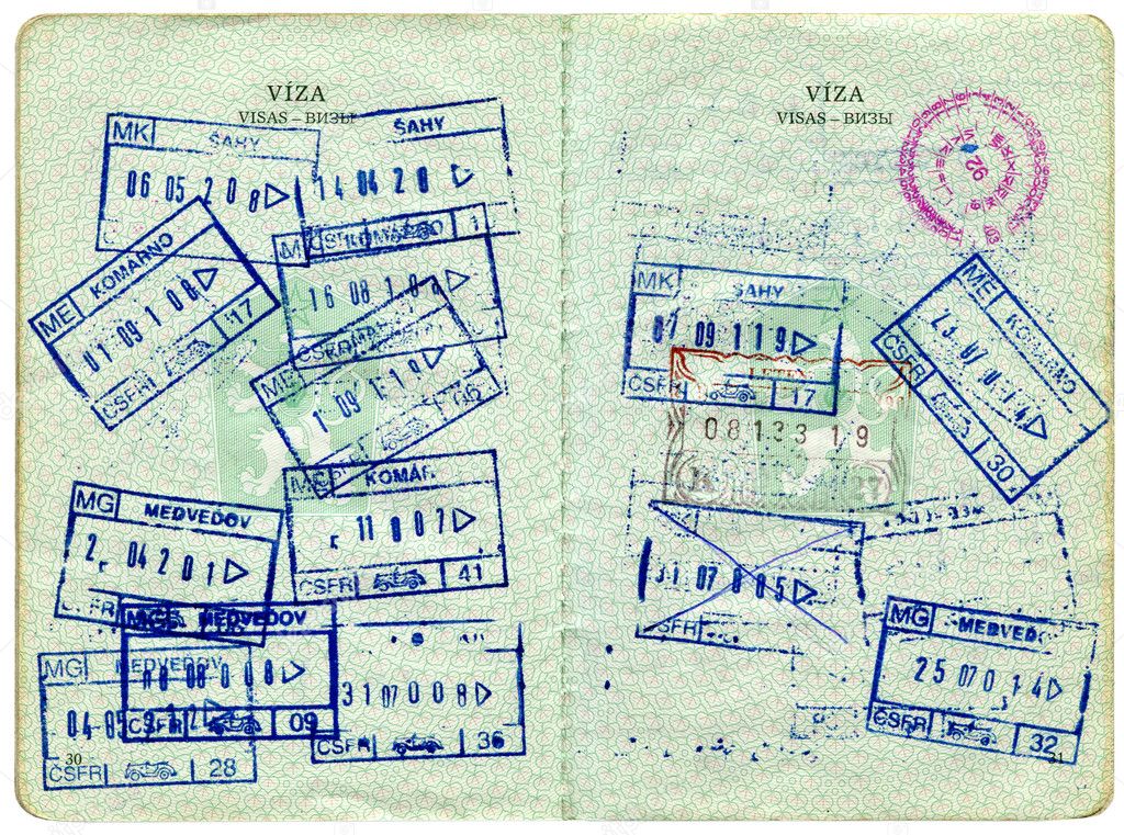 Timbri di ingresso e di uscita del visto in un passaporto - Foto Stock