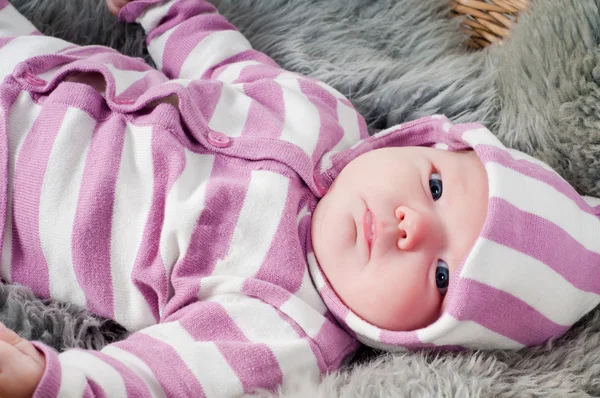 Pequeño lindo bebé —  Fotos de Stock