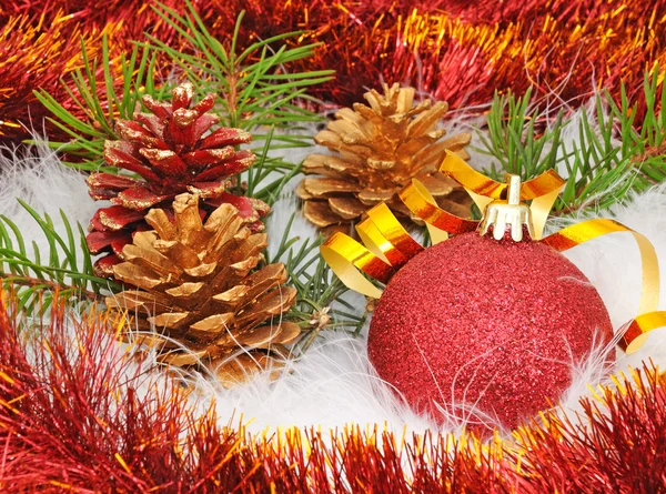 Decorations, fir cones and the swan's down — Stock Photo, Image