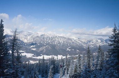 Dağları kar altında. Ski resort schladming. Avusturya