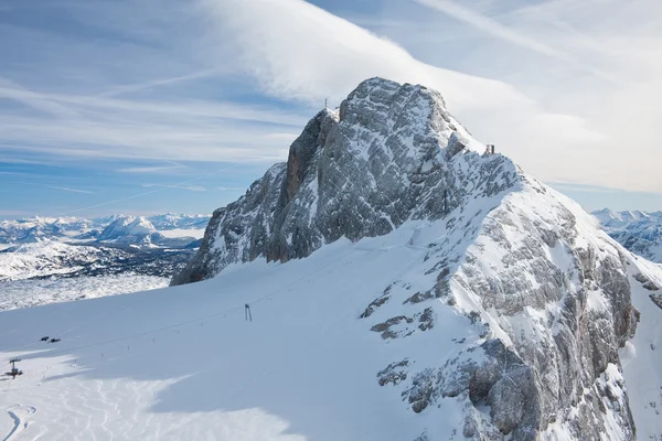 A vista do convés de observação no glaciar Dachstein. Aus... — Fotografia de Stock