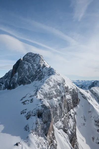 Η θέα από το κατάστρωμα παρατήρησης. παγετώνα Dachstein. Αυστρία — Φωτογραφία Αρχείου