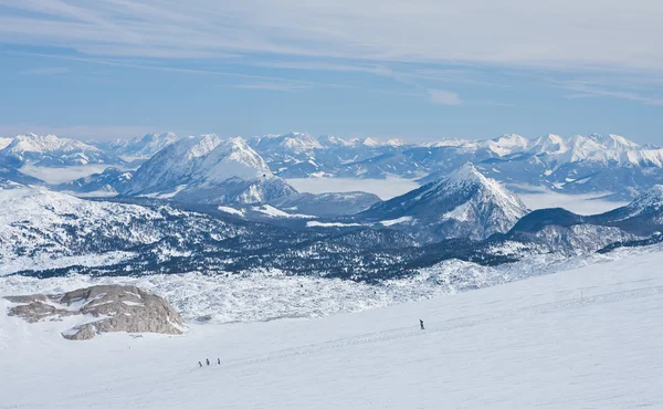 On the slopes of the Dachstein plateau. Austria — Stock Photo, Image