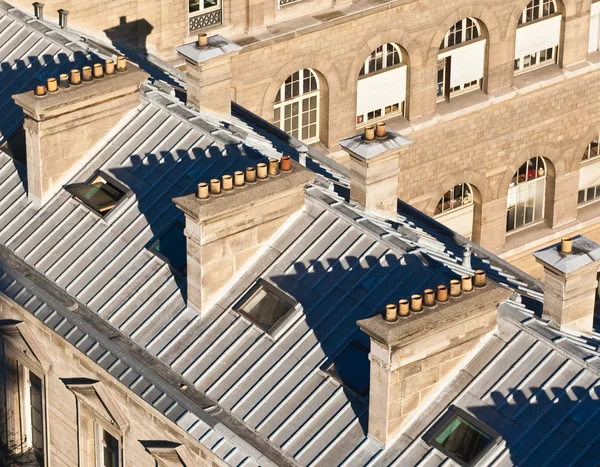 Трубы Крышах Домов Париж Франция — стоковое фото