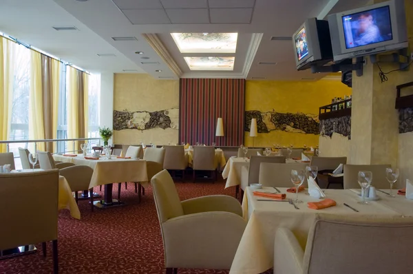Interiér restaurace v hotelu — Stock fotografie