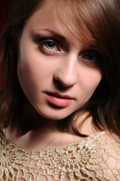 Portret pięknej brunetki — Zdjęcie stockowe