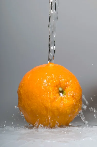 Ζουμερά μεγάλο πορτοκάλι — Φωτογραφία Αρχείου