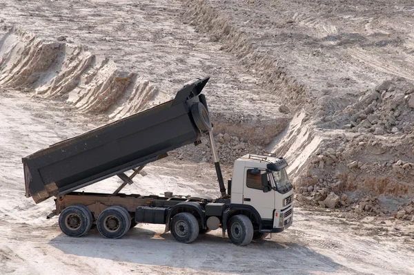 Truck to transport gravel — Stock Photo, Image
