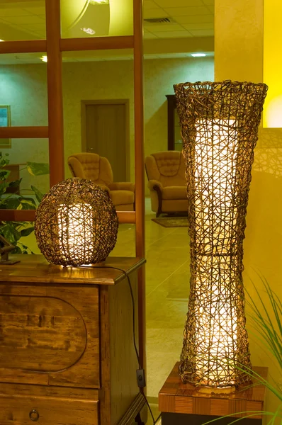 Wnętrze pokoju z egzotycznych lampy — Zdjęcie stockowe