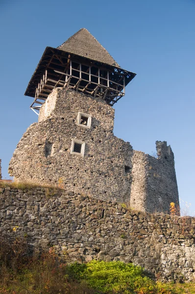 Руины древней крепости — стоковое фото