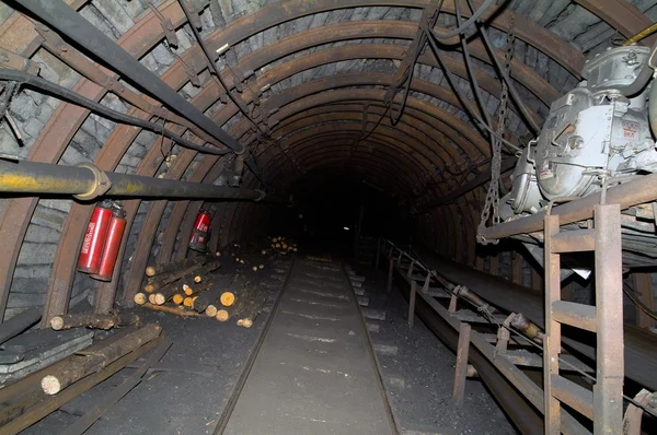Underground tunnel in the mine — Stock Photo, Image