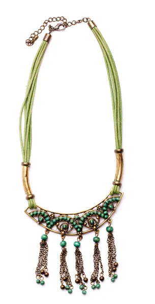 緑の宝石からネックレスがレトロ — ストック写真