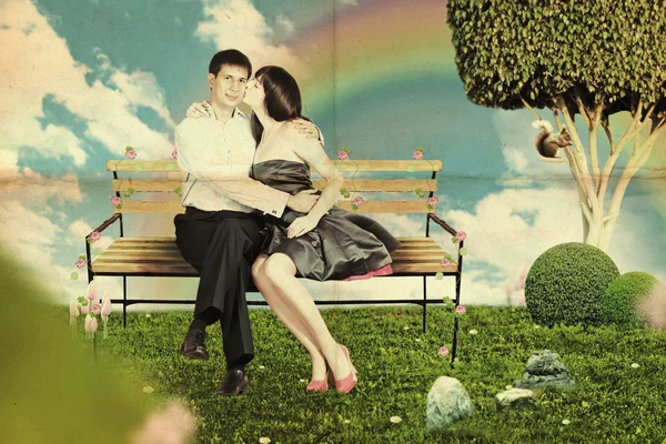 Miłość na ławce w parku — Zdjęcie stockowe