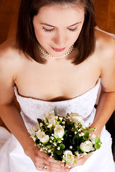 Beauty young woman in wedding dress — Stock Photo, Image