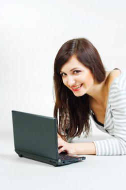 Bilgisayarlı kız