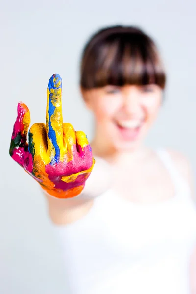 Una chica con manos de colores —  Fotos de Stock