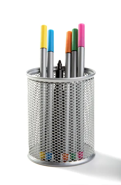 Ручки войлочных наконечников в поддержку серебряного цвета — стоковое фото
