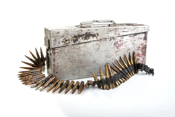 Cinta de ametralladora con cartuchos de tiempos Segunda Guerra Mundial —  Fotos de Stock