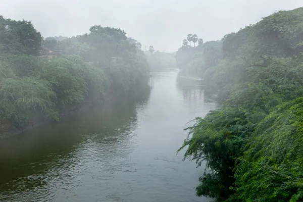 River in fog — Stock Photo, Image