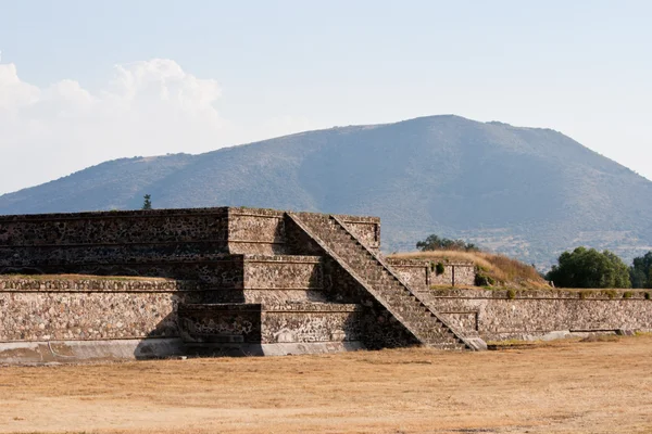 Teotihuacan piramides — Stockfoto